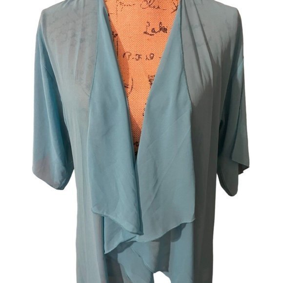 LuLaRoe Monroe Kimono‎ - Picture 4 of 7